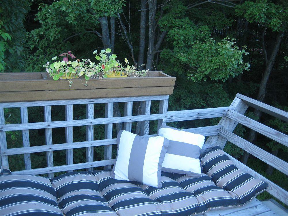 A Stone Wall Inn Windham Bagian luar foto