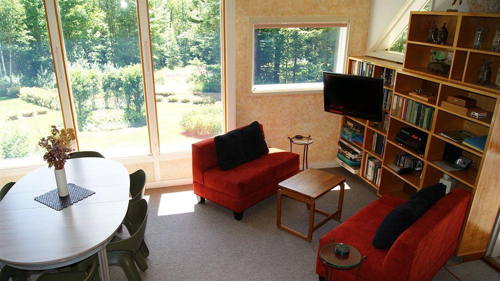 A Stone Wall Inn Windham Bagian luar foto